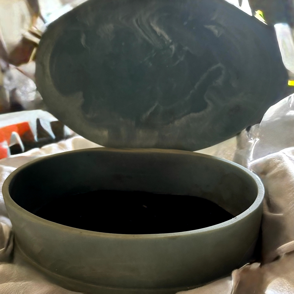 Round Black Storage Box